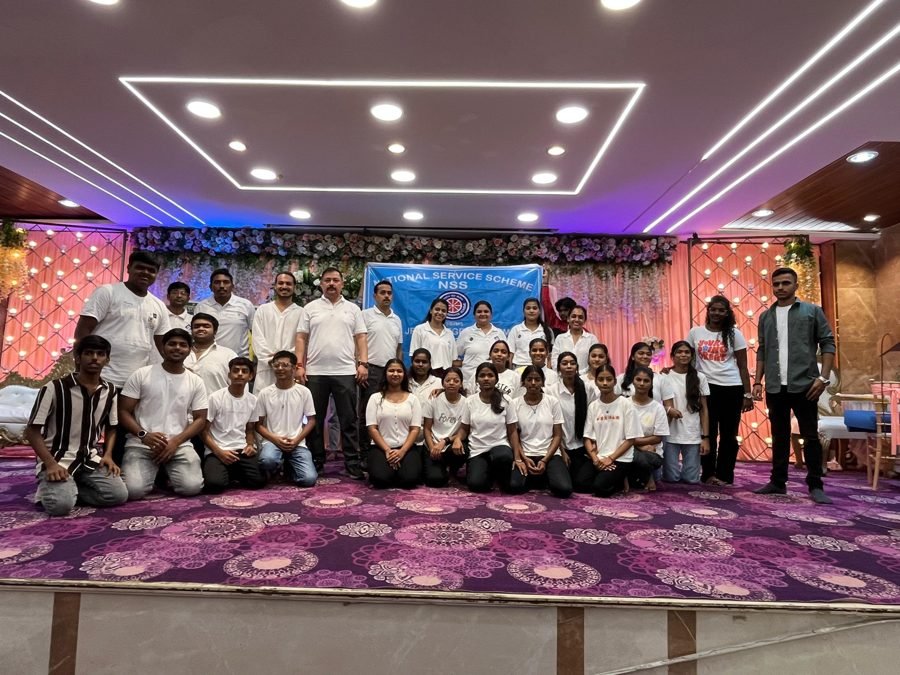 NSS volunteers group photo